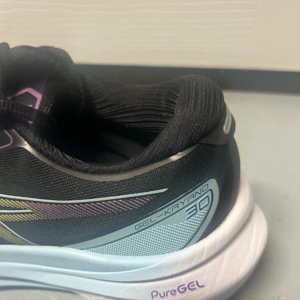 Asics Gel-Kayano 30 Black and Purple Sneakers - Picture 5 of 7